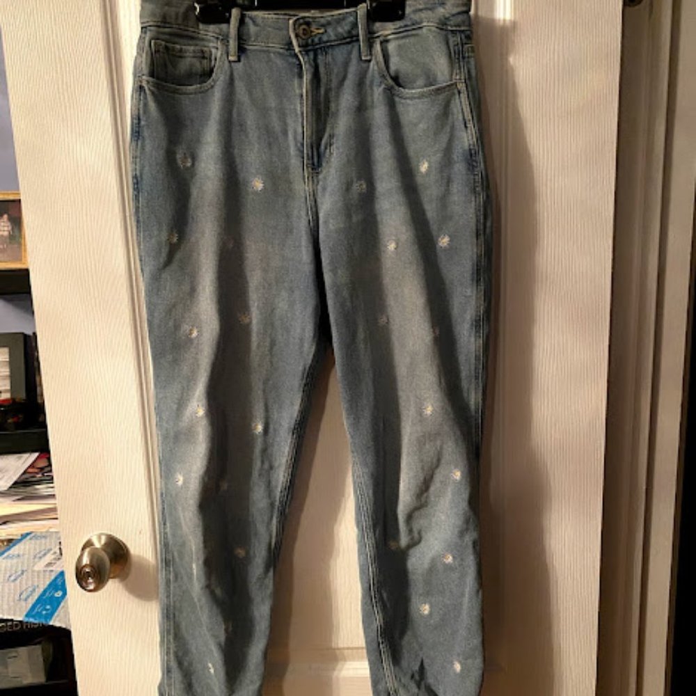 Hollister mom jeans